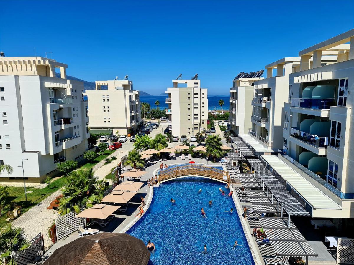 Flori Beach Apartment Radhimë المظهر الخارجي الصورة