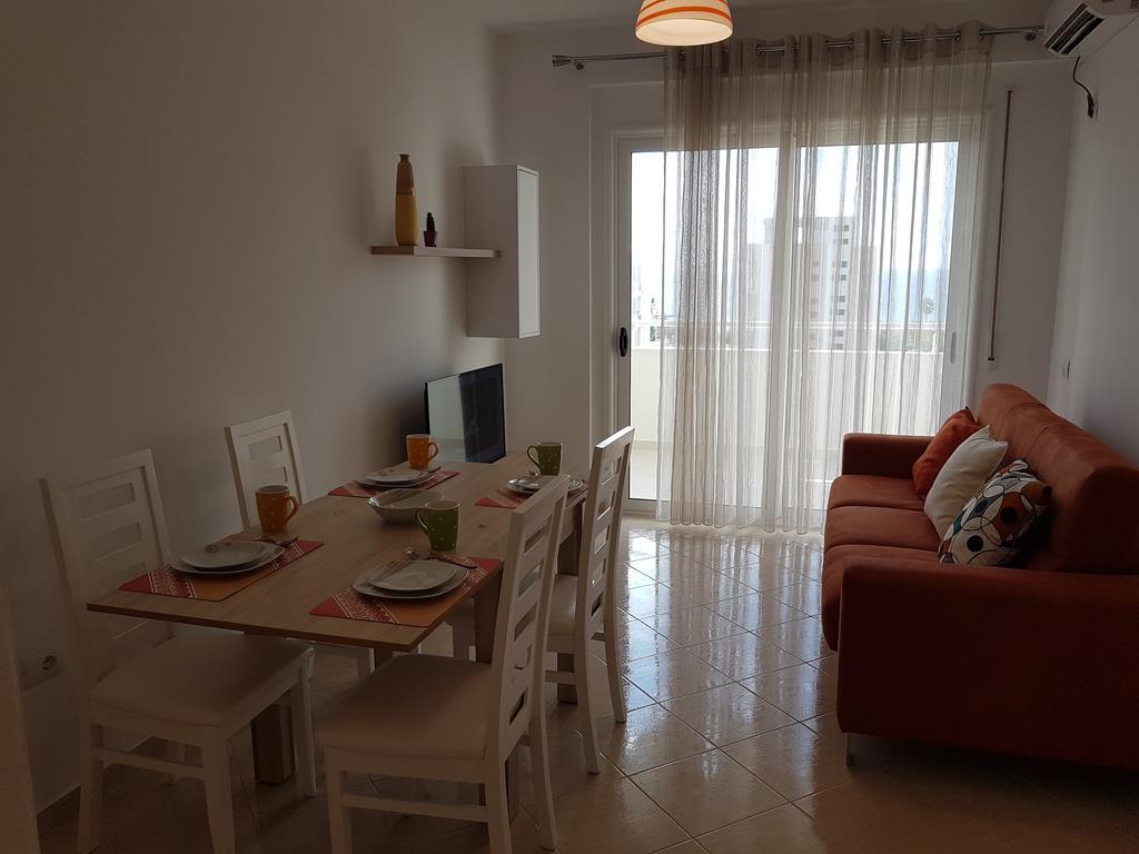 Flori Beach Apartment Radhimë المظهر الخارجي الصورة