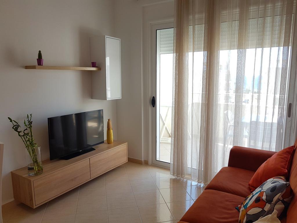 Flori Beach Apartment Radhimë المظهر الخارجي الصورة