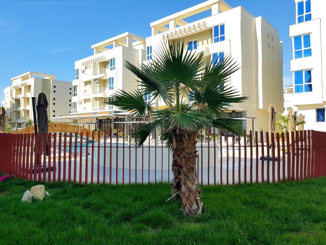 Flori Beach Apartment Radhimë المظهر الخارجي الصورة