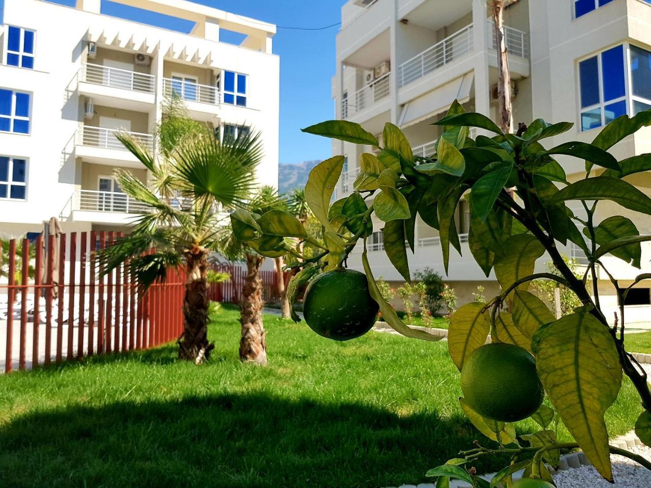 Flori Beach Apartment Radhimë المظهر الخارجي الصورة