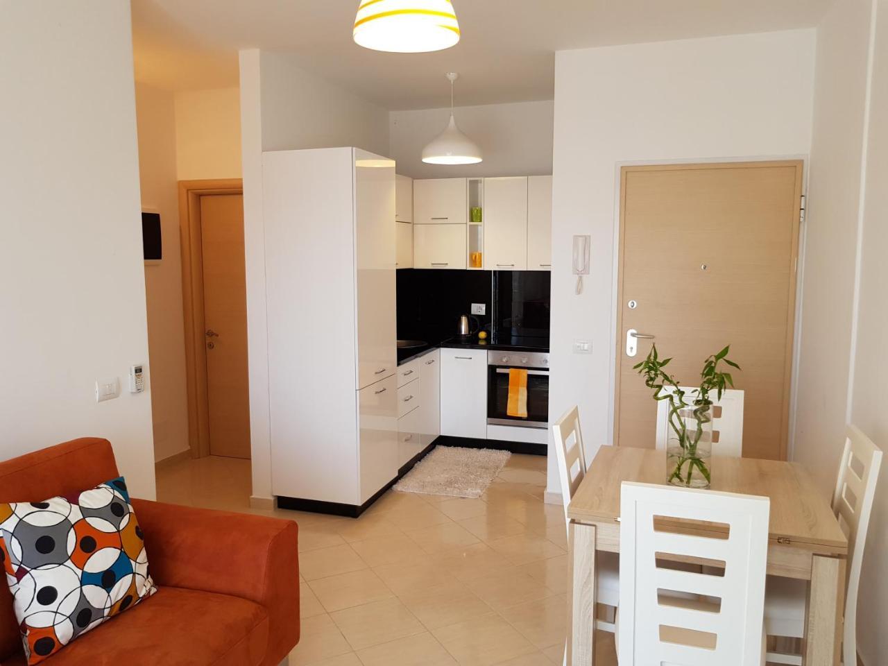 Flori Beach Apartment Radhimë المظهر الخارجي الصورة